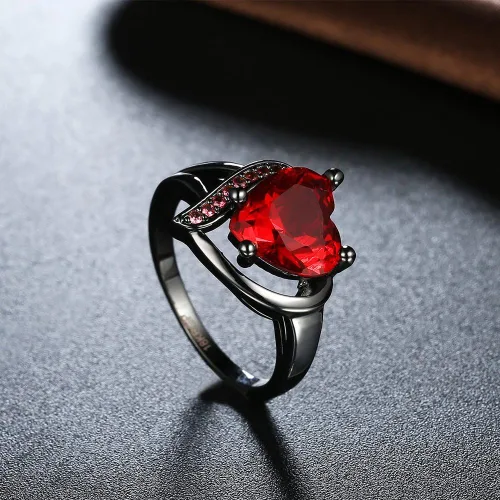 Vista 5 de QOBEBOTA Anillo de compromiso romántico chapado en oro de 18 quilates, anillos de compromiso de boda con incrustaciones de corazón y circonita