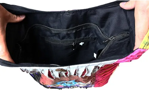 Vista 4 de Bandolera de algodón hecha a mano, varios patrones, estilo hippie, para llevar cruzada