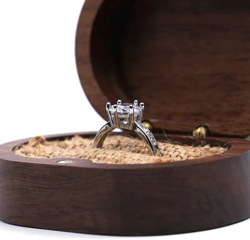 Vista 4 de molchagar Caja de anillos para ceremonia de boda, caja de anillo de 2 ranuras, con texto en inglés "It Was Always You Commitment of Love", soporte