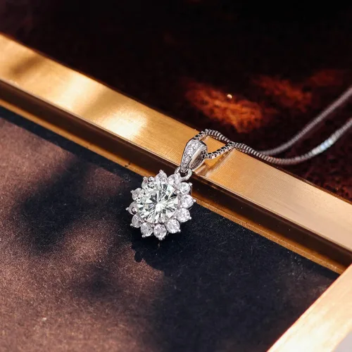 Vista 5 de ZYI Fashion Classic Moissanite Pendant necklace, 1.0ct s925 Sterling Silver Plated White Gold simulation Diamond necklace jewelry,Charm Moissanite