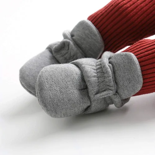 Vista 55 de Botines de forro polar para bebés, niños y niñas, pantuflas antideslizantes con agarre suave, zapatos de calcetín para recién nacidos, cuna