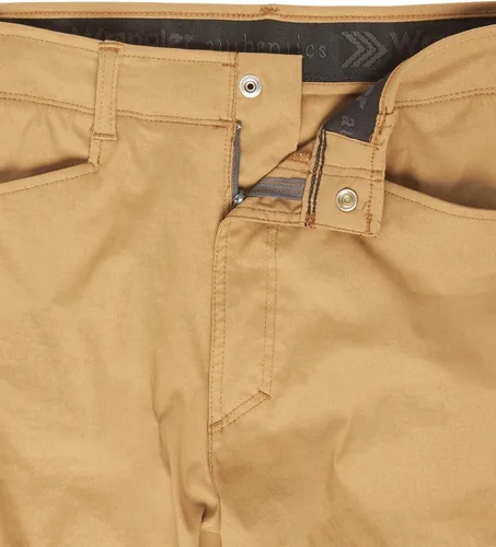 Vista 5 de Wrangler Authentics - Pantalones cortos estilo cargo para hombre, cintura Comfort Flex.