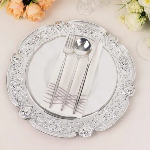 Vista 25 de Efavormart - Paquete de 6 platos de carga de plástico acrílico con relieve de encaje rústico dorado de 13 pulgadas