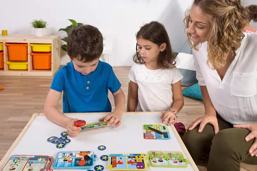 Vista 2 de Miniland Detective de emociones - aprendizaje, juego para niños, SEL, juego misterioso, explorar Juego de aprendizaje para niños, emtocional