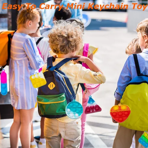 Vista 6 de Llavero de juguete para ansiedad con burbujas para apretar, paquete de 180 juguetes para la ansiedad, regalos de fiesta para niños de 3 a 5 y 4 a 8