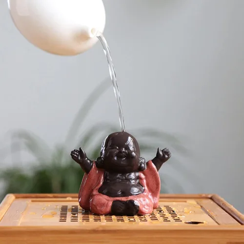 Vista 3 de Qikuver Buda Maitreya Laughing, estatua de Buda de cerámica, adorno de escultura de té, juego de té para decoración de hogar, oficina, automóvil