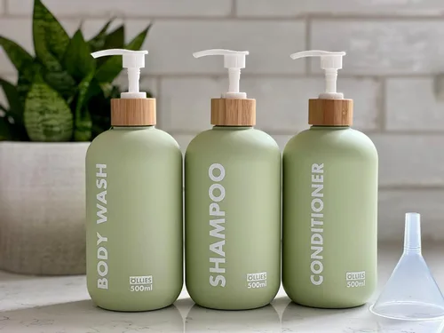 Vista 5 de Dispensador de Champú y Acondicionador OLLIES, Dispensador de Jabón de Ducha para Baño - Juego de 3 con Etiqueta Elegante Permanente - Botellas