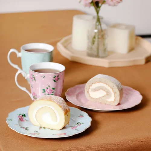 Vista 12 de BTAT - Juego de platos florales de porcelana, paquete de 6, 8 pulgadas Royal Dessert Appetizer Salad Plates Floral Design Small Dinner Plates