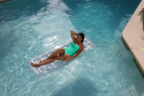 Vista 7 de Splash & Play Tech - Alfombrilla inflable para piscina (18 bolsillos)