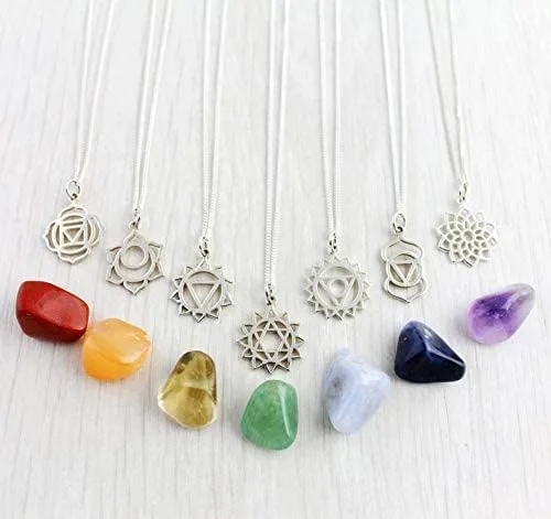 Vista 3 de Two Cups Collar de chakra raíz Joyería curativa Longitud de la cadena ajustable.