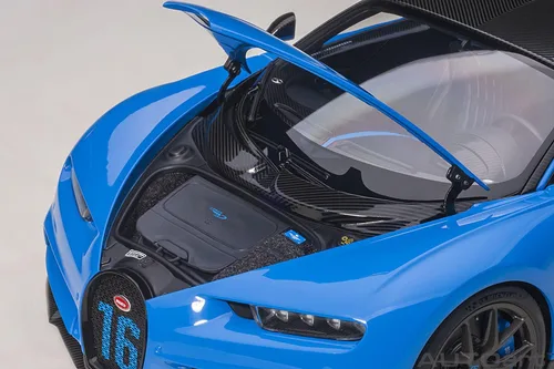 Vista 11 de Autoart 2019 Bugatti Chiron Sport French Racing Blue y Carbon 1/18 Model Car