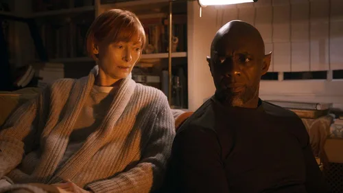 Vista 5 de Three Thousand Years of Longing Blu-ray