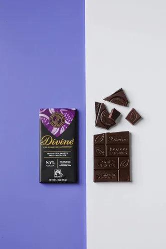 Vista 3 de Divine Barras de chocolate – 85% chocolate negro – Hechas con cacao de comercio justo, ingredientes naturales, sin sabores artificiales 3oz.