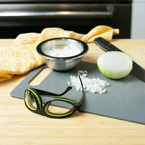 Vista 4 de RSVP International Gafas de cebolla, lentes sin niebla, prepara alimentos de forma segura sin lágrimas