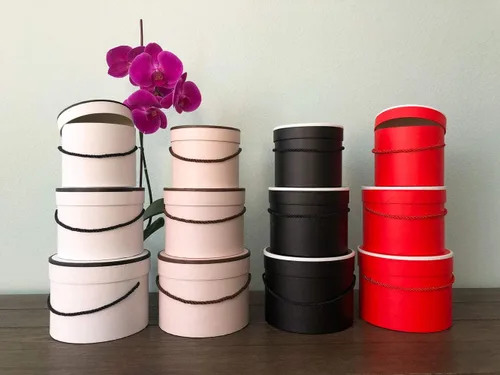 Vista 4 de UNIKPACKAGING Caja de flores redonda de alta calidad, cajas de regalo para arreglos florales y de regalo, juego de 3 piezas, con tapas, tamaño Negro