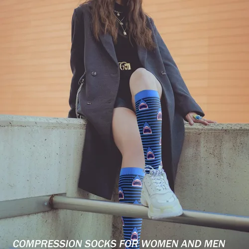 Vista 3 de CTHH 57 pares de calcetines de compresión para la circulación de mujeres y hombres, el mejor apoyo para correr, atletismo, enfermería, viajes