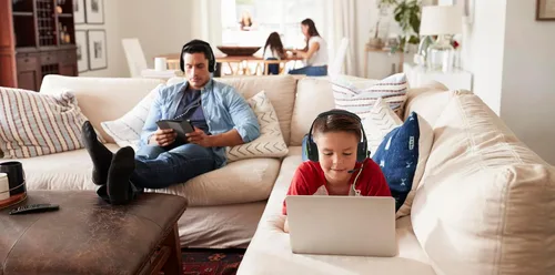 Vista 10 de Avid Productos Auriculares AE-36 en verde con micrófono de pluma ajustable para escuela, aula, educación, pruebas y evaluación (paquete de 10)