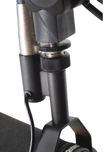 Vista 10 de Gator Frameworks - Soporte para micrófono de transmisión montado en escritorio Deluxe para podcasts y grabación; cable XLR integrado, (GFWBCBM3000)