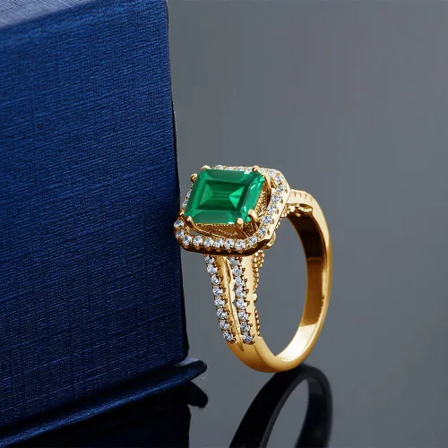 Vista 5 de Gem Stone King Anillo de esmeralda simulada de plata chapada en oro amarillo de 18 quilates para mujer 2.78 quilates Corte esmeralda 9X7MM