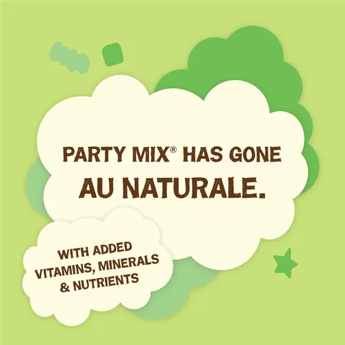 Vista 4 de Friskies fabricado en instalaciones de Purina en EE. UU., golosinas naturales para gatos, Party Mix Natural Yums sabor a hierba gatera