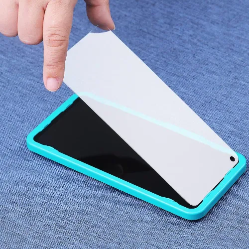 Vista 3 de Ibywind Protector de pantalla para Realme GT Neo 3T/GT Neo 2/GT 2 (5G), con 2 piezas de vidrio templado, 1 protector de lente de cámara, 1 película