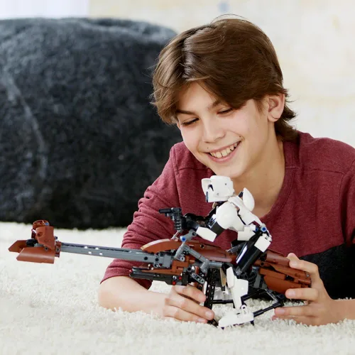Vista 4 de Juego de construcción Star Wars Scout Trooper & Speeder Bike de Lego (75532)