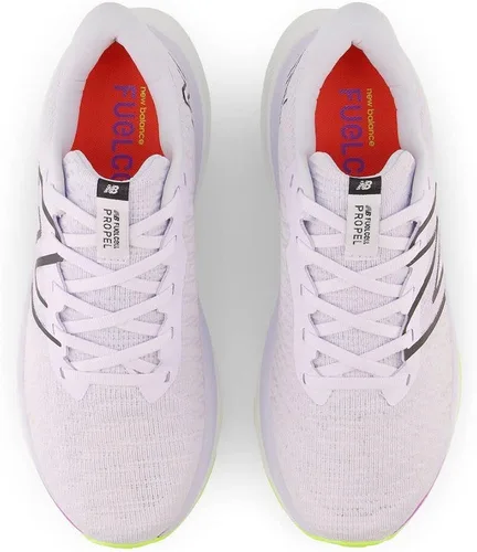 Vista 5 de New Balance FuelCell Propel V4 - Tenis de correr para mujer