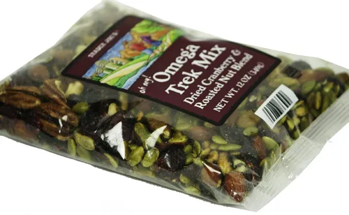 Vista 5 de Trader Joe's Omega Trek Mix con arándanos secos y mezcla de nueces tostadas (12 onzas)