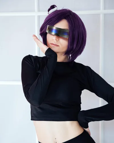 Vista 5 de Konohan 4 pares de lentes de sol futuristas de los años 80 lentes espaciales Cyclops Cyber Punk para hombres y mujeres lentes de sol