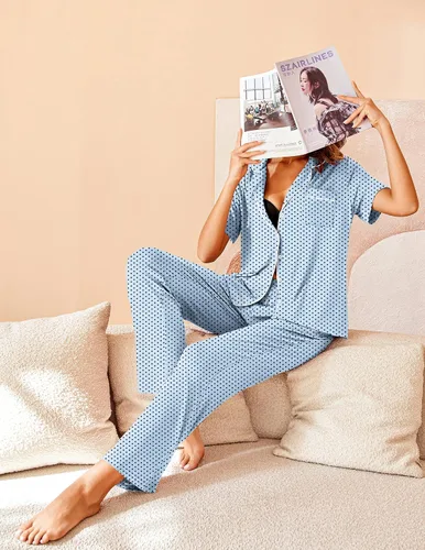 Vista 3 de Avidlove - Pijama para mujer, ropa de dormir suave, con cuello con solapas con muesca, de manga corta y con botones, con pantalones largos, ropa