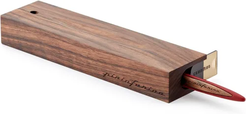 Vista 4 de pininfarina CAMBIANO INK. Bolígrafo de lujo. Cuerpo de aluminio con insertos y soporte de escritorio en madera de nogal. El mejor juego de regalo