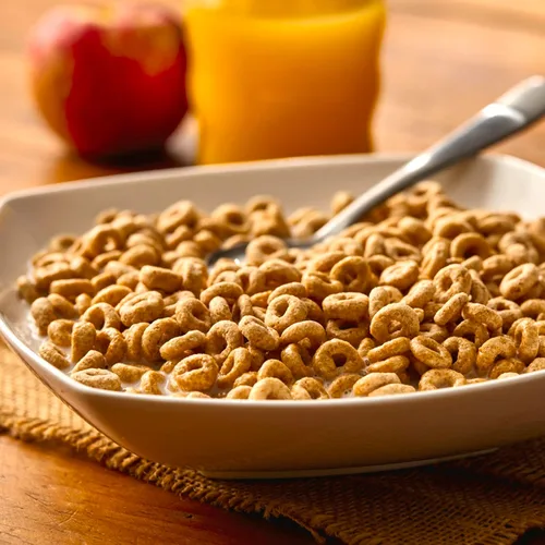 Vista 6 de Cheerios Cereal de desayuno sin gluten de avena integral, bolsa de 2.2 onzas (paquete de 5)