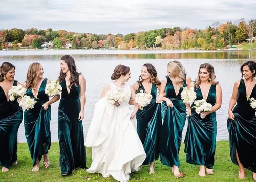Vista 5 de Ababalaya Vestidos largos de terciopelo para dama de honor, vestidos formales para invierno y otoño para boda