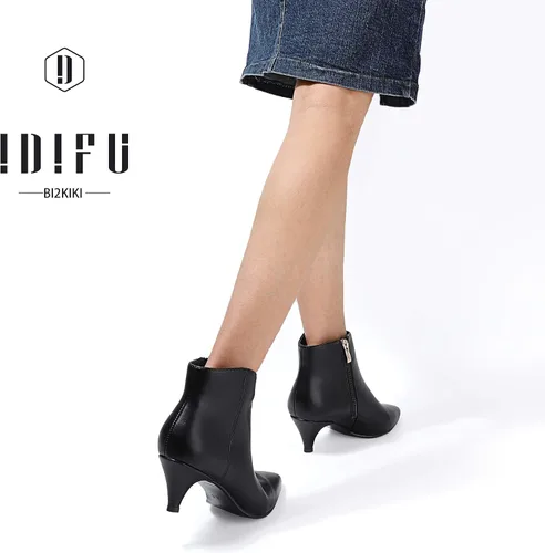 Vista 6 de IDIFU Botas de tacón bajo para mujer, botas de tobillo con punta puntiaguda, botas cortas para vestir, 5