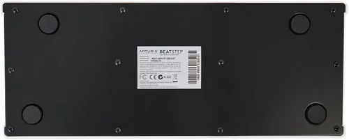 Vista 5 de Arturia BeatStep Bundle: 16 pasos secuenciador MIDI USB DJ Performance Pad Controller, mochila de carbón RPAK con bolsillo acolchado para portátil