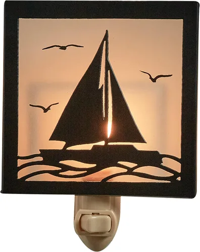 Vista 4 de Park Designs Cape Hatteras - Luz nocturna Lámpara de acento de faro costero con bombilla de 5 vatios Iluminación de salida de metal náutico
