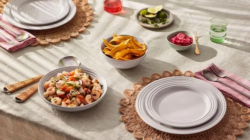 Vista 5 de Le Creuset Juego de 4 cuencos de sopa de gres, 22 onzas (6.25") cada uno, blanco
