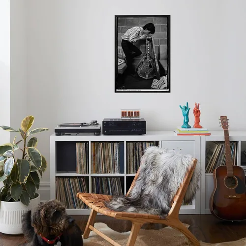 Vista 4 de AllPosters Póster de pared Johnny Marr-Uea 84 sobre marco negro, 23 x 33 pulgadas