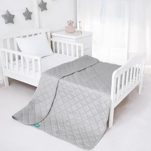 Vista 6 de Biloban Edredón para niños pequeños y manta para cuna, súper suave acolchado y ligero, edredón alternativo de plumón, 39 x 47 pulgadas, color gris