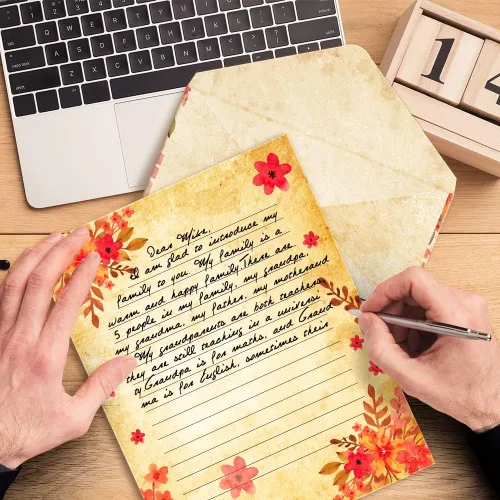 Vista 2 de Juego de papel y sobres vintage de papelería floral vintage con papel de escritura con letras forradas, 48 hojas + 24 sobres, 8.5 x 11 pulgadas