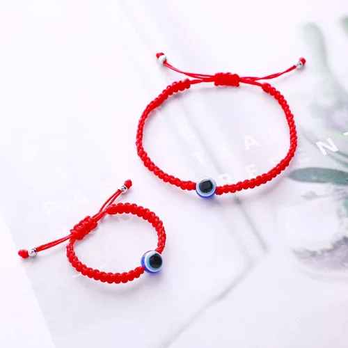 Vista 2 de Pulsera contra el mal de ojo ajustable de cuerda roja de la suerte, pulsera de protección de la cábala para mamá y yo, juego de pulseras a juego