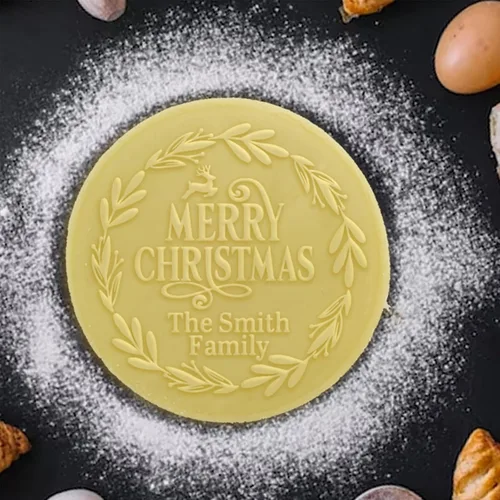 Vista 3 de Cortadores de galletas de Navidad personalizados 2023 con sello de galletas de Feliz Navidad para hornear, cortadores de galletas de azúcar