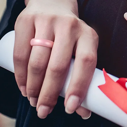 Vista 2 de ROQ - Anillo de boda de silicona para mujeres, alianzas de boda de goma asequibles, con purpurina y metálicos, oro rosa, plata, negro, azul