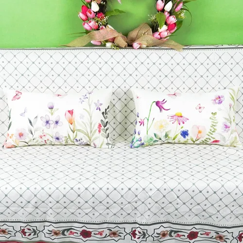 Vista 2 de ONWAY Juego de 2 fundas de almohada florales de primavera de 12 x 20 pulgadas, fundas de almohada lumbares decorativas con flores moradas y Morado