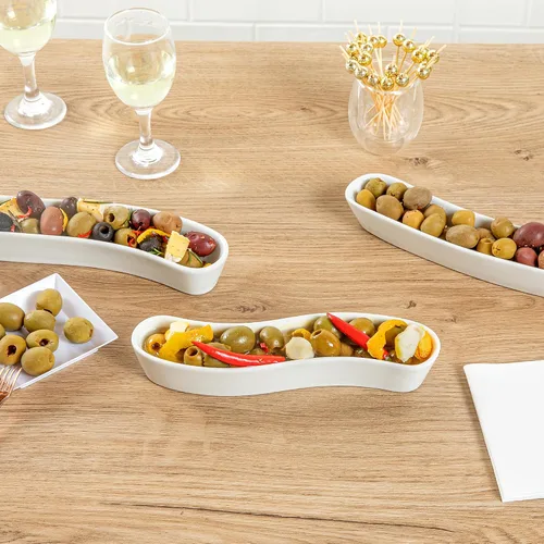 Vista 7 de Restaurantware Swerve - Plato de oliva de 6 onzas, 1 bandeja curvada de aceituna, de porcelana blanca, resistente a astillas, canoa de olivo apta