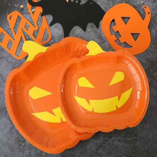Vista 4 de Healifty 20 platos de calabaza de Halloween desechables para fiestas de otoño, lindos platos de diseño divertido para celebraciones de Halloween