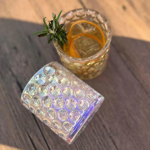 Vista 8 de Vasos iridiscentes, diseño de burbuja, vasos para beber con diseño de burbujas, vasos de pared gruesa, brillos para beber de base pesada