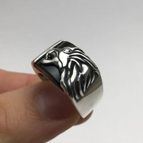 Vista 4 de Anillo de plata de ley 925K con motivo de león y piedra de ónix para hombre, Plata
