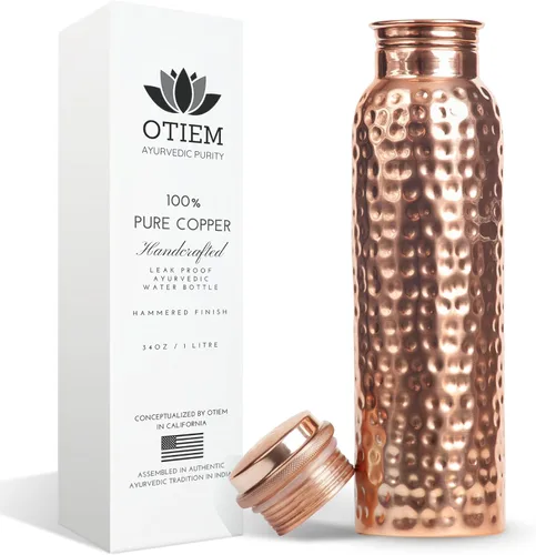 Vista 3 de Otiem Juego de 2 unidades de hidratación de cobre Botella elegante de 32 onzas y recipiente ayurvédico martillado de 32 onzas