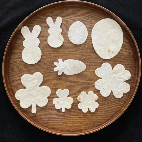 Vista 6 de Juego de 9 cortadores de galletas de San Patricio y Pascua, apto para lavavajillas, trébol, 4 hojas, conejo, huevo y zanahoria, cortador de galletas